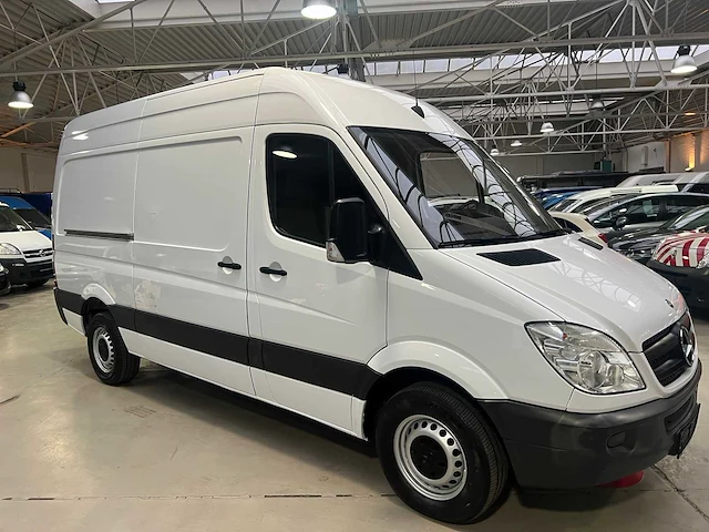 Mercedes-benz - 311 dci - sprinter - van - afbeelding 9 van  39