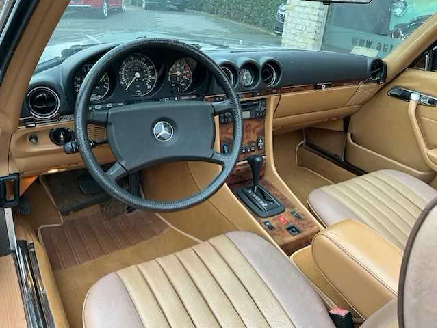 Mercedes-benz - 380 sl - oldtimer - afbeelding 3 van  31