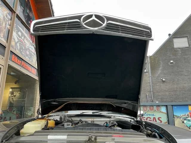 Mercedes-benz - 380 sl - oldtimer - afbeelding 15 van  31