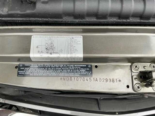 Mercedes-benz - 380 sl - oldtimer - afbeelding 20 van  31