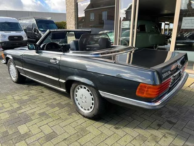 Mercedes-benz - 560 sl - oldtimer - afbeelding 8 van  14