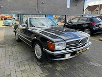 Mercedes-benz - 560 sl - oldtimer - afbeelding 11 van  14