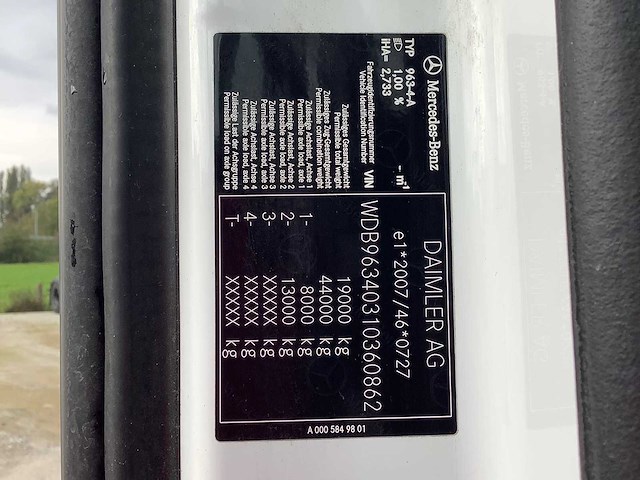 Mercedes-benz - actros - truck - 2019 - afbeelding 2 van  17