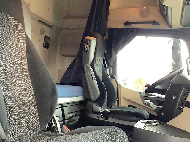 Mercedes-benz - actros 963-4-a - truck - 2019 - afbeelding 4 van  14