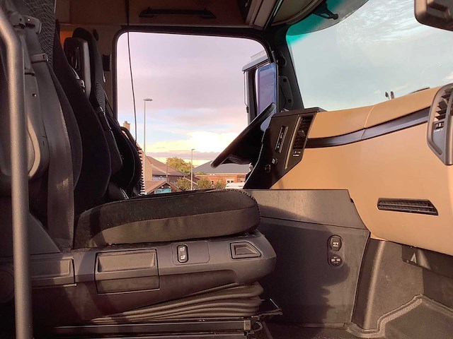 Mercedes-benz - actros 963-4-a - truck - 2019 - afbeelding 7 van  13