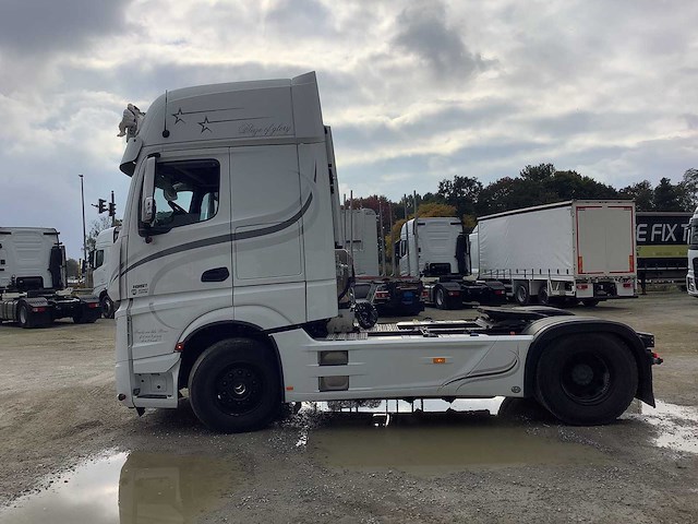 Mercedes-benz - actros 963-4-a - truck - 2023 - afbeelding 8 van  11