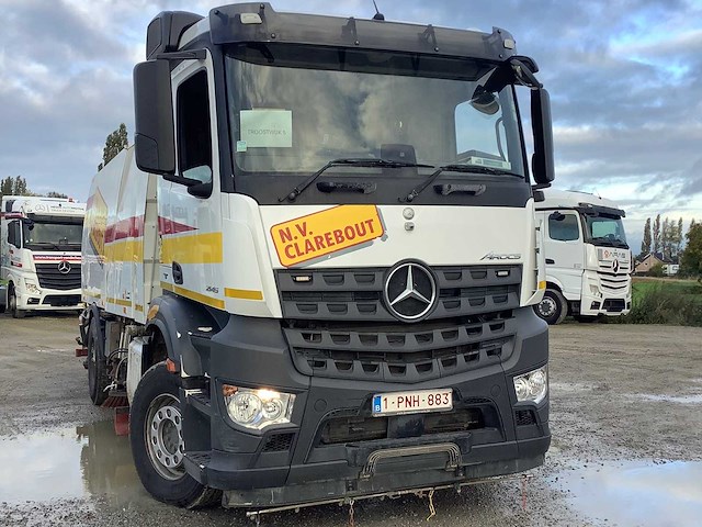 Mercedes-benz - arocs 963-0-a - vrachtwagen trekker - 2016 - afbeelding 3 van  26