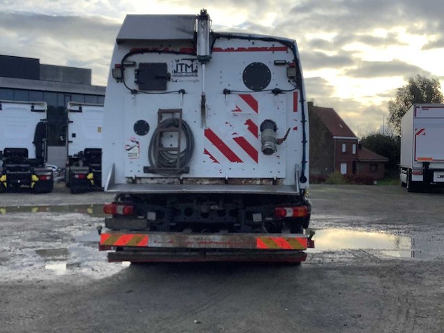 Mercedes-benz - arocs 963-0-a - vrachtwagen trekker - 2016 - afbeelding 5 van  26