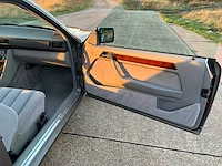 Mercedes-benz - c124 - e320 - oldtimer - afbeelding 19 van  38