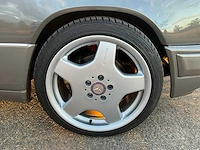 Mercedes-benz - c124 - e320 - oldtimer - afbeelding 28 van  38