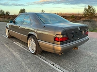 Mercedes-benz - c124 - e320 - oldtimer - afbeelding 8 van  38