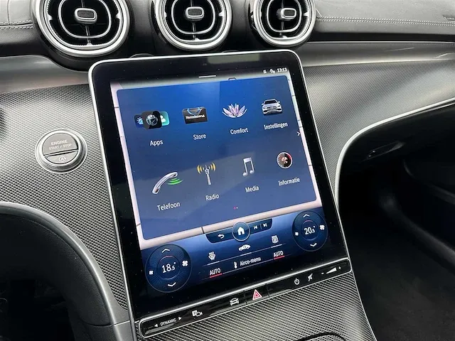Mercedes-benz - c300 - amg - mercedes c-klasse 300 amg line burmester directievoertuig - 2022 - afbeelding 7 van  30