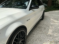 Mercedes-benz - c63 amg - 2016 - afbeelding 26 van  44
