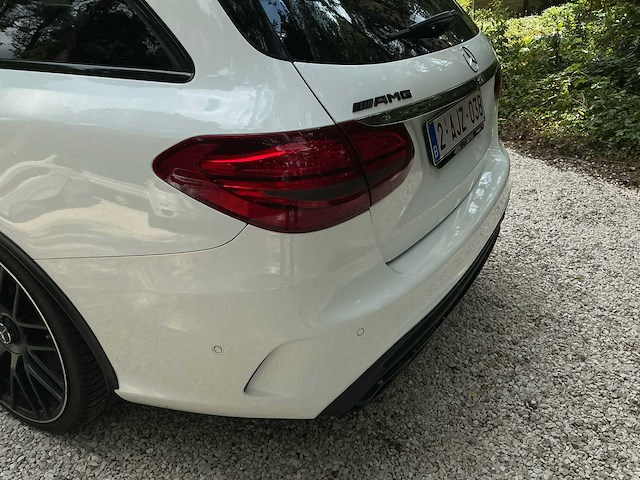 Mercedes-benz - c63 amg - 2016 - afbeelding 27 van  44