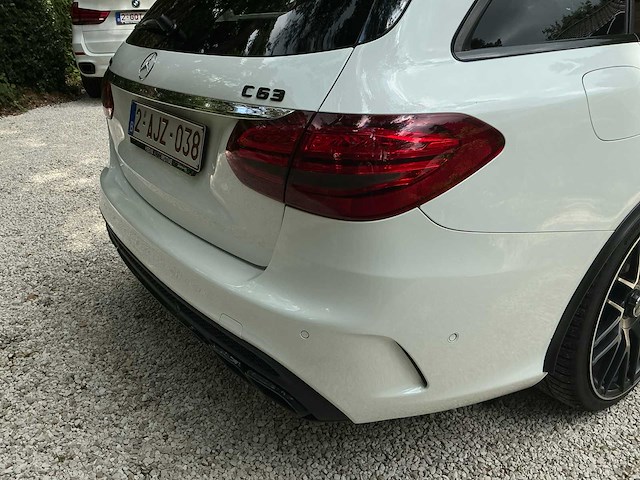 Mercedes-benz - c63 amg - 2016 - afbeelding 28 van  44