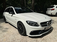 Mercedes-benz - c63 amg - 2016 - afbeelding 23 van  44