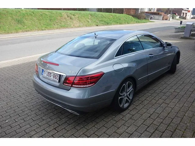 Mercedes-benz - e220cdi - coupe - 2014 - afbeelding 4 van  10