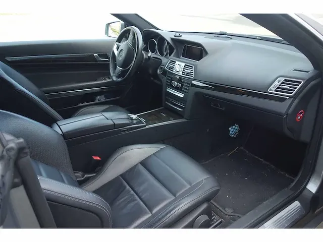 Mercedes-benz - e220cdi - coupe - 2014 - afbeelding 10 van  10