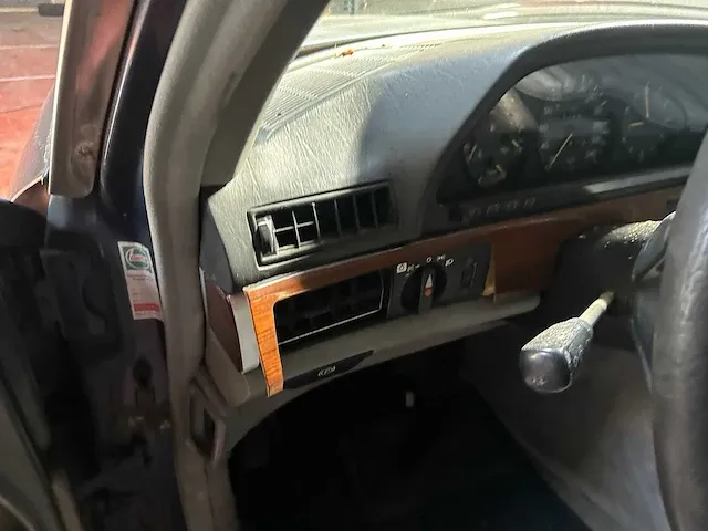 Mercedes-benz - s klasse - w126 280s - oldtimer - afbeelding 3 van  40