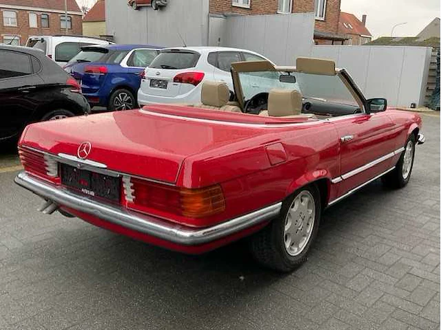 Mercedes-benz - sl - oldtimer - afbeelding 22 van  29