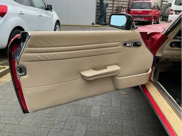 Mercedes-benz - sl - oldtimer - afbeelding 26 van  29