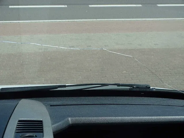 Mercedes-benz - spinter - personenauto - afbeelding 13 van  23