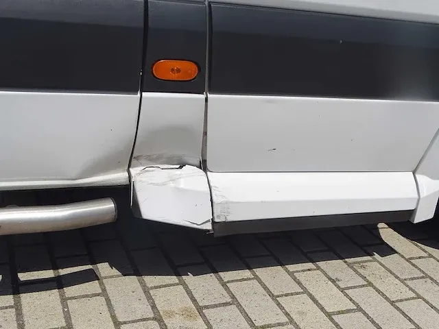 Mercedes-benz - spinter - personenauto - afbeelding 23 van  23