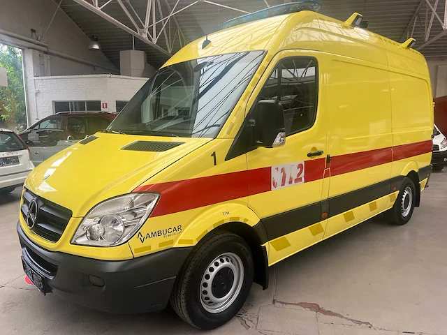 Mercedes-benz - sprinter 318cdi - ambulances - 2007 - afbeelding 1 van  28