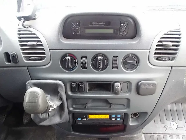 Mercedes-benz - sprinter 413 cdi - bedrijfswagen - afbeelding 7 van  23