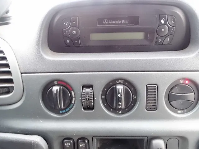 Mercedes-benz - sprinter 413 cdi - bedrijfswagen - afbeelding 8 van  23