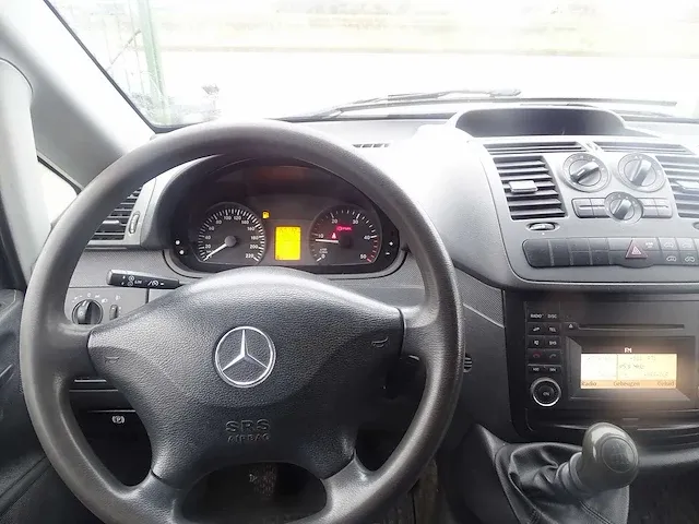 Mercedes-benz - vito - van - afbeelding 3 van  18