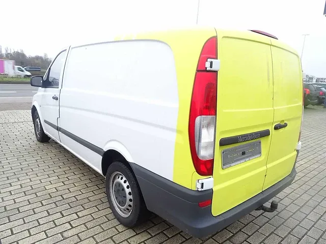 Mercedes-benz - vito - van - afbeelding 11 van  18