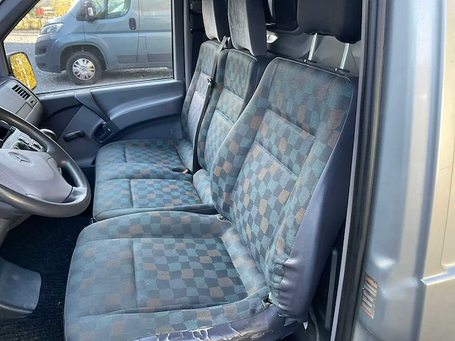 Mercedes-benz 108 cdi vrachtwagen - afbeelding 12 van  13