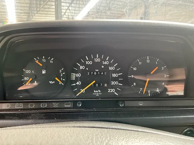 Mercedes-benz 190e - afbeelding 20 van  49