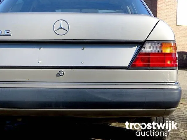 Mercedes-benz 200 e - afbeelding 6 van  55