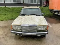 Mercedes-benz 200 oldtimer - afbeelding 2 van  10