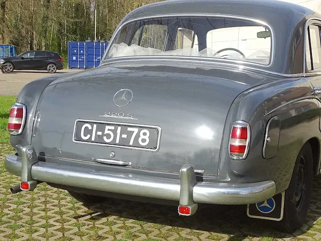 Mercedes-benz 220 s 'ponton' - afbeelding 5 van  46