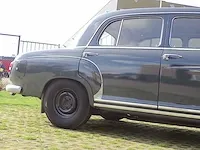 Mercedes-benz 220 s 'ponton' - afbeelding 7 van  46