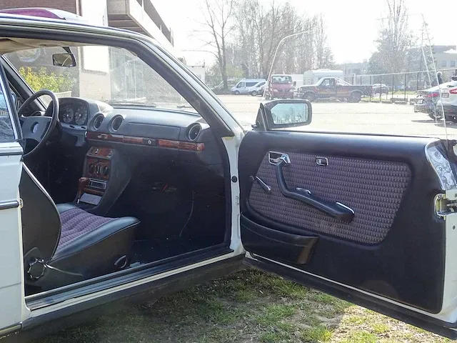 Mercedes-benz 230 c (met 280 lpg-motor), 50-sg-25 - afbeelding 13 van  51