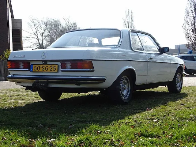 Mercedes-benz 230 c (met 280 lpg-motor), 50-sg-25 - afbeelding 45 van  51