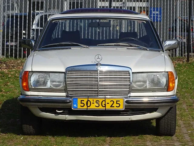 Mercedes-benz 230 c (met 280 lpg-motor), 50-sg-25 - afbeelding 50 van  51
