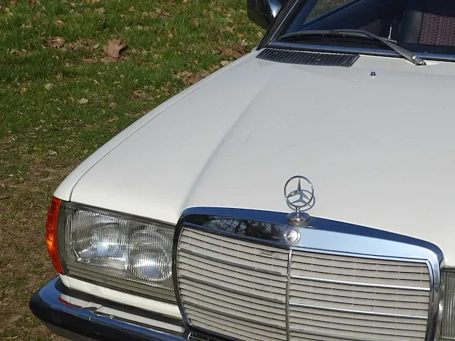 Mercedes-benz 230 c (met 280 lpg-motor), 50-sg-25 - afbeelding 51 van  51