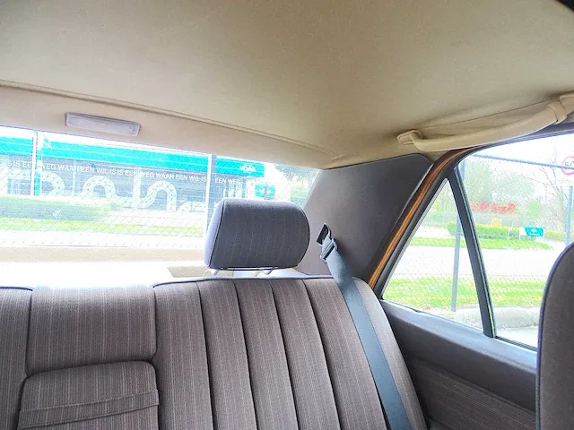 Mercedes-benz 230 e (project-basis) - afbeelding 17 van  49