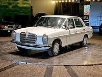 Mercedes-benz 230 (w115)/8 benzine 1974 - afbeelding 1 van  1