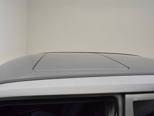 Mercedes benz 230e - afbeelding 10 van  44