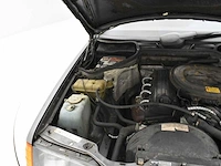Mercedes benz 230e - afbeelding 31 van  44