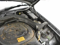 Mercedes benz 230e - afbeelding 38 van  44