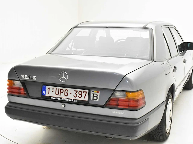 Mercedes benz 230e - afbeelding 44 van  44