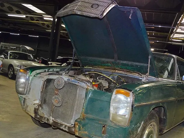 Mercedes-benz 250 ce automatic (project-basis), dr-32-94 - afbeelding 28 van  38
