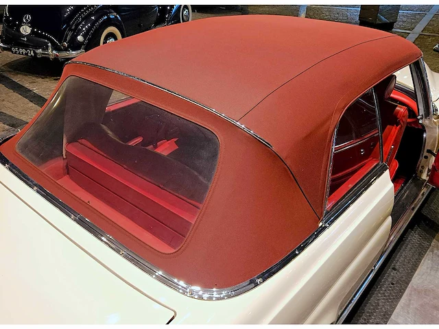 Mercedes-benz 250 se cabriolet automatic - afbeelding 17 van  58